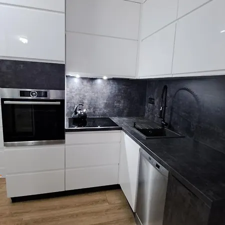 Cherry Apartments- Chill Apartment Walbrzych