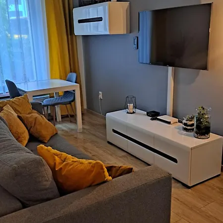 Cherry Apartments- Chill Walbrzych